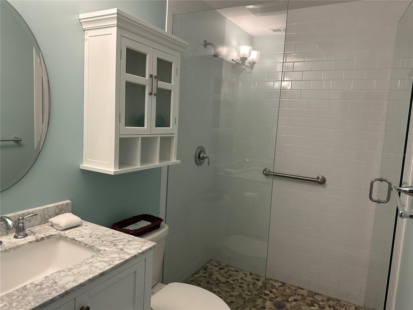 WESTBAY POINT & MOORINGS II - Residential