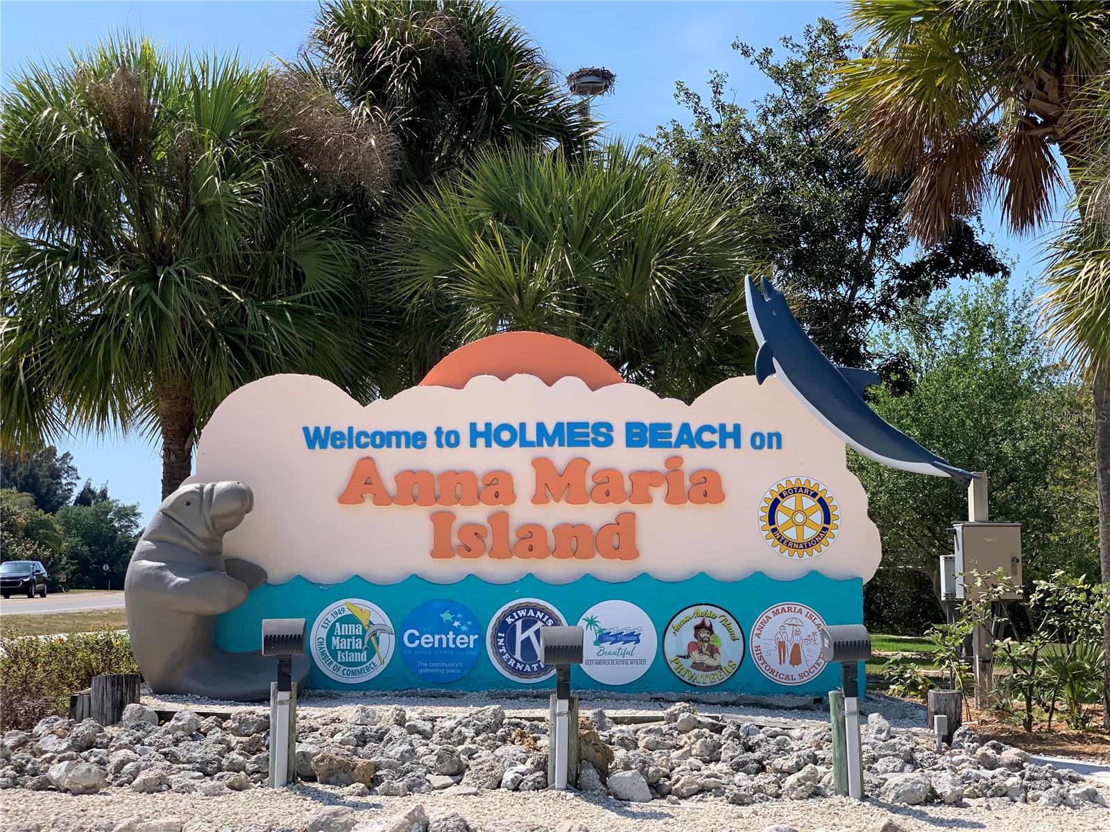 WESTBAY POINT & MOORINGS II - Residential