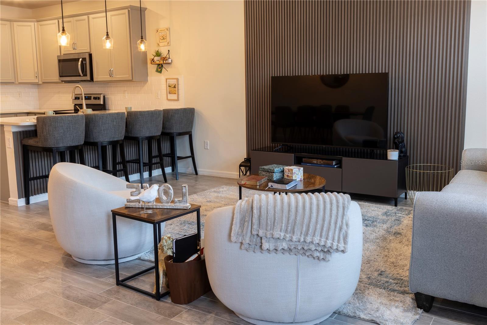 14193 LANIKAI BEACH DRIVE