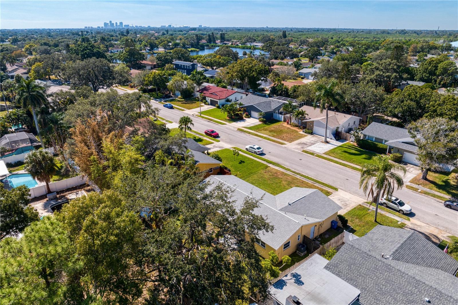 SHORE ACRES SEC 1 TWIN LAKES ADD - Residential