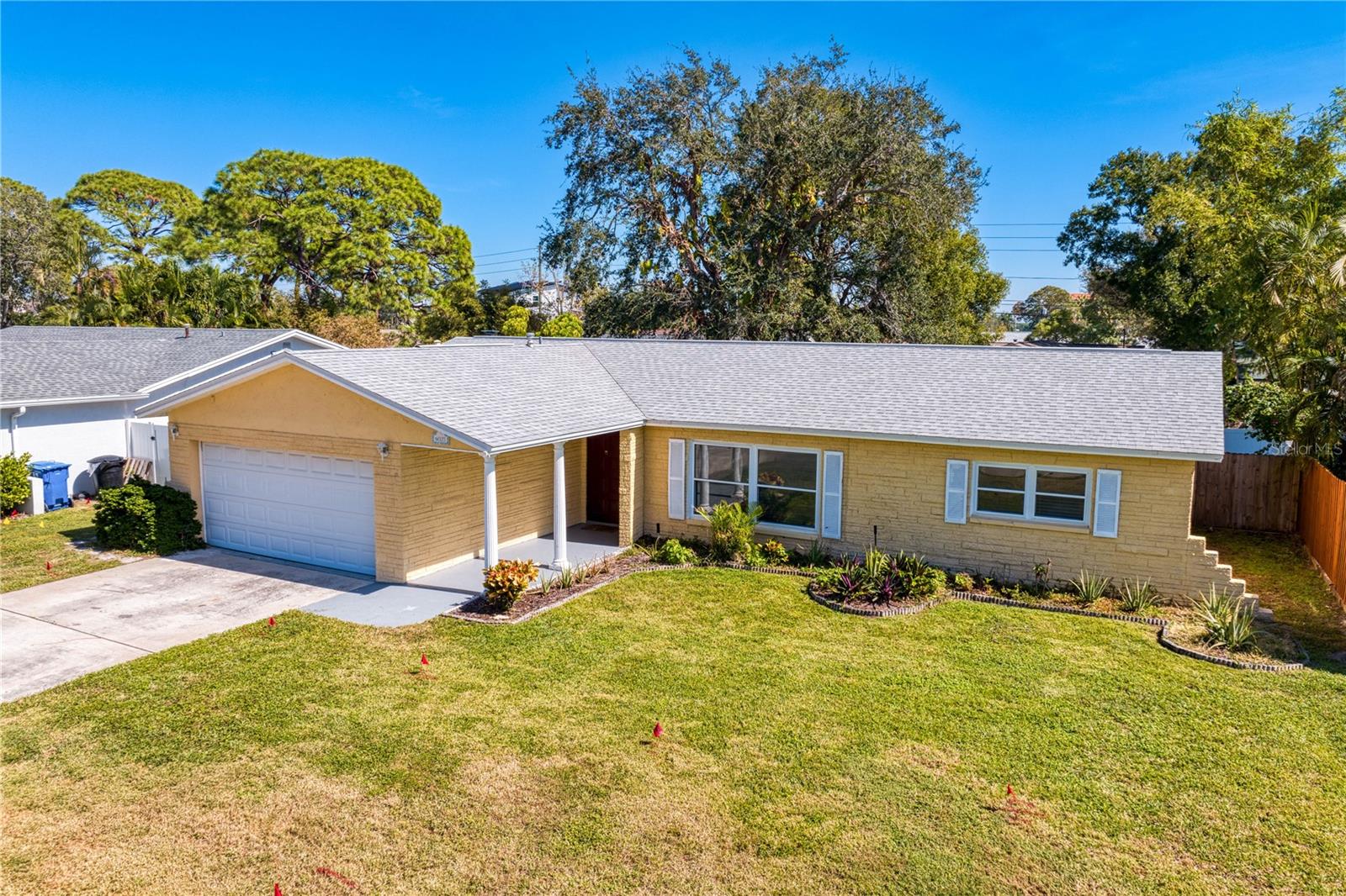 SHORE ACRES SEC 1 TWIN LAKES ADD - Residential