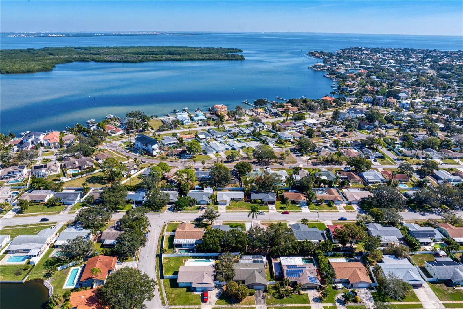 SHORE ACRES SEC 1 TWIN LAKES ADD - Residential