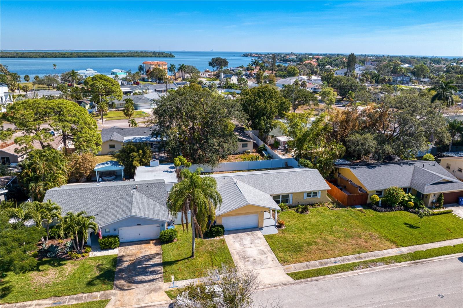 SHORE ACRES SEC 1 TWIN LAKES ADD - Residential