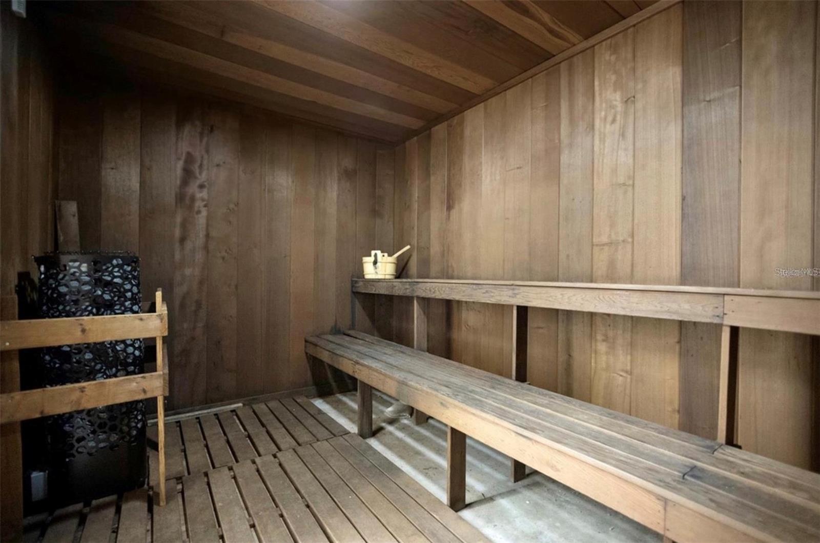 WINDWARD BAY AMD - Residential