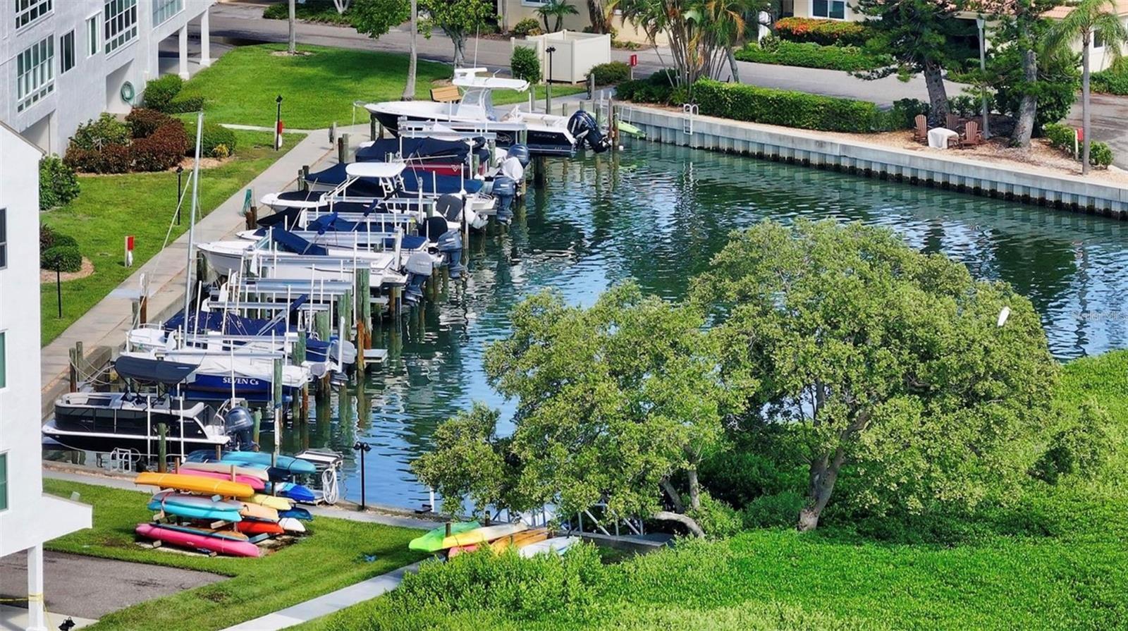 WINDWARD BAY AMD - Residential