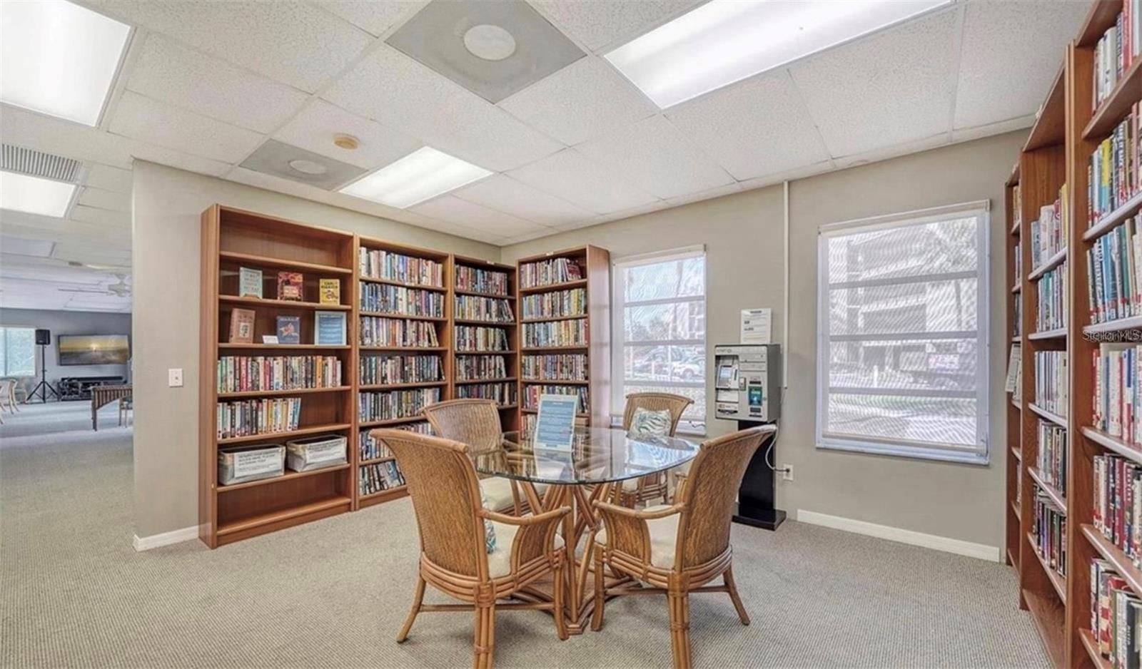 WINDWARD BAY AMD - Residential