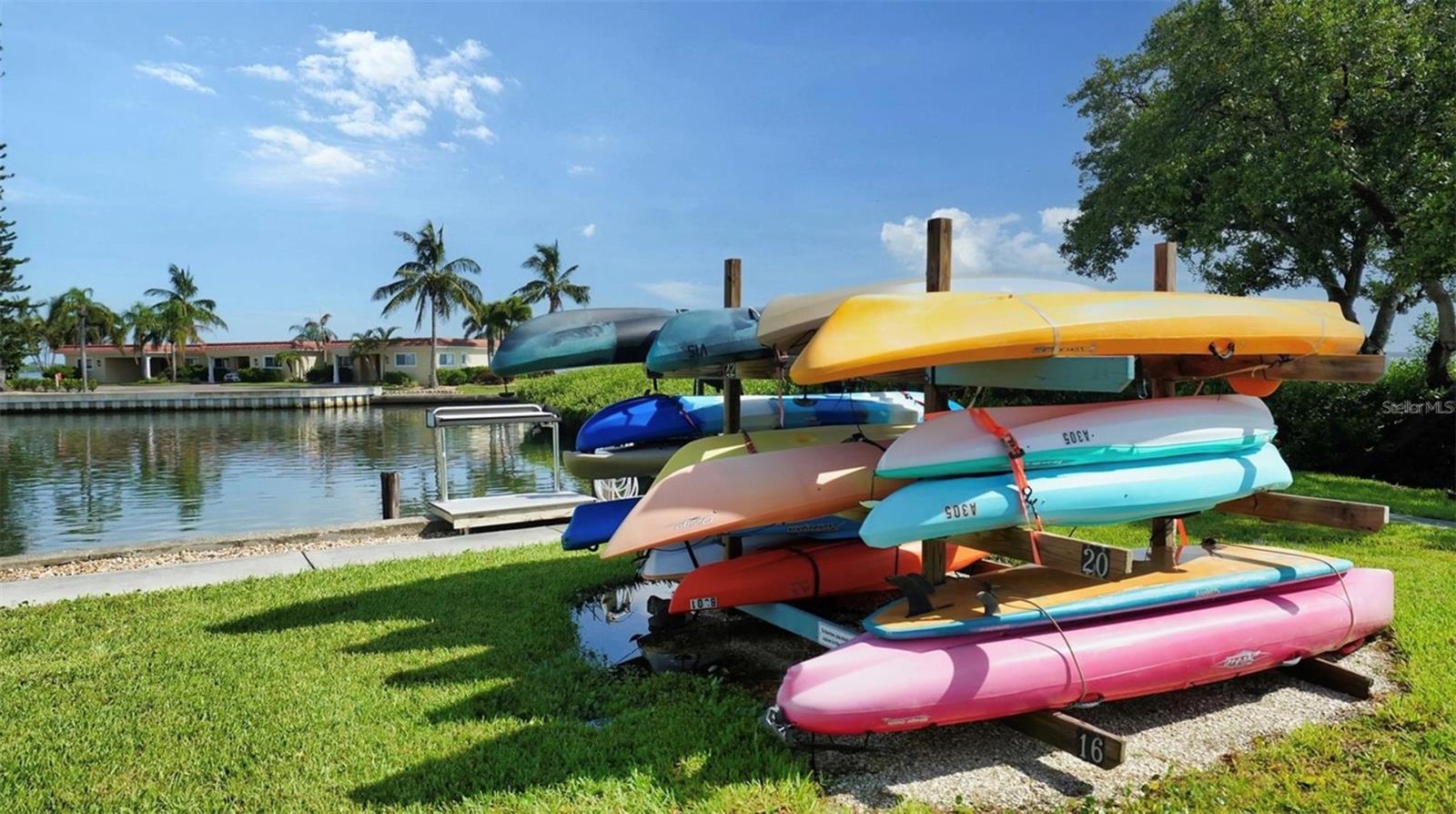 WINDWARD BAY AMD - Residential