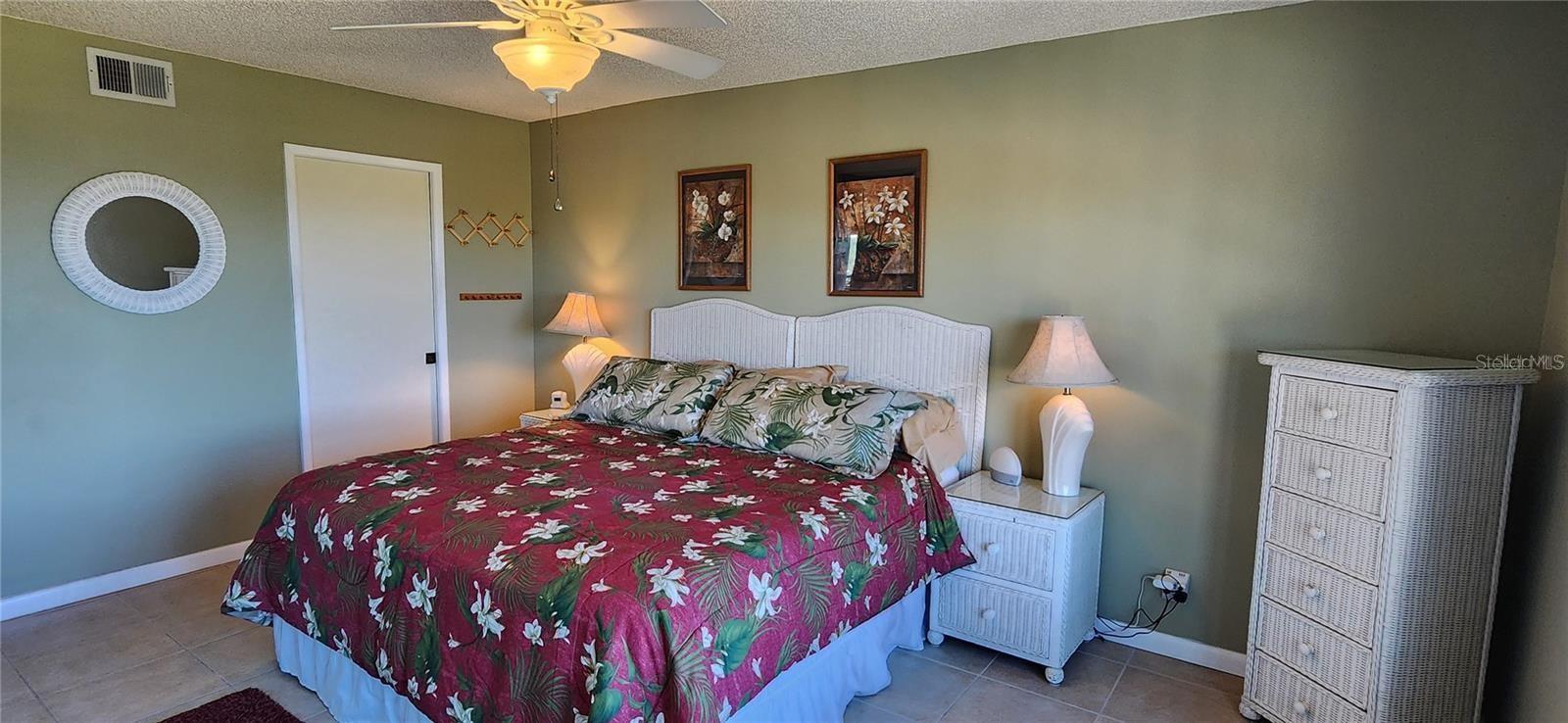 TARPON COVE CONDO - Residential