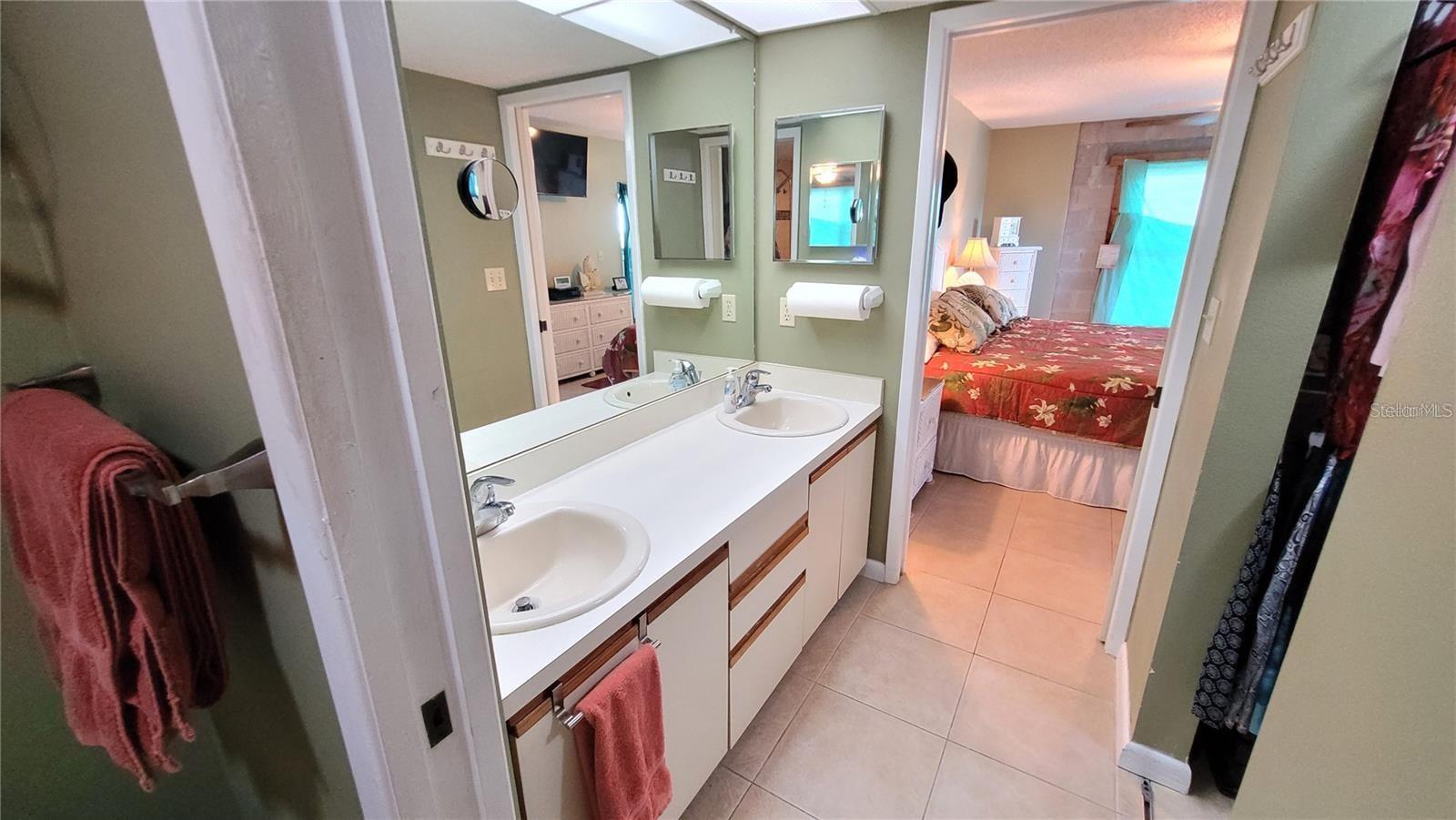 TARPON COVE CONDO - Residential