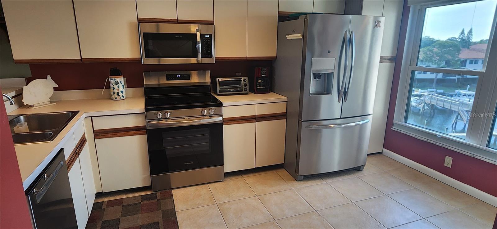 TARPON COVE CONDO - Residential