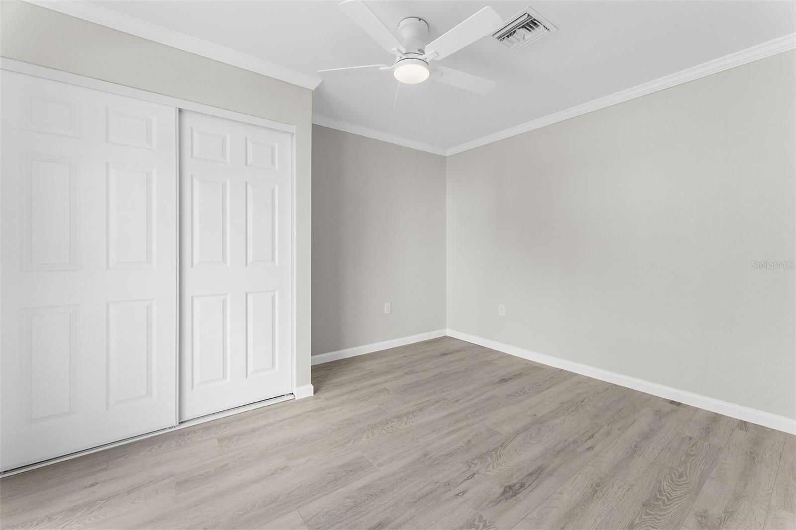 LORRAINE PARK - Residential