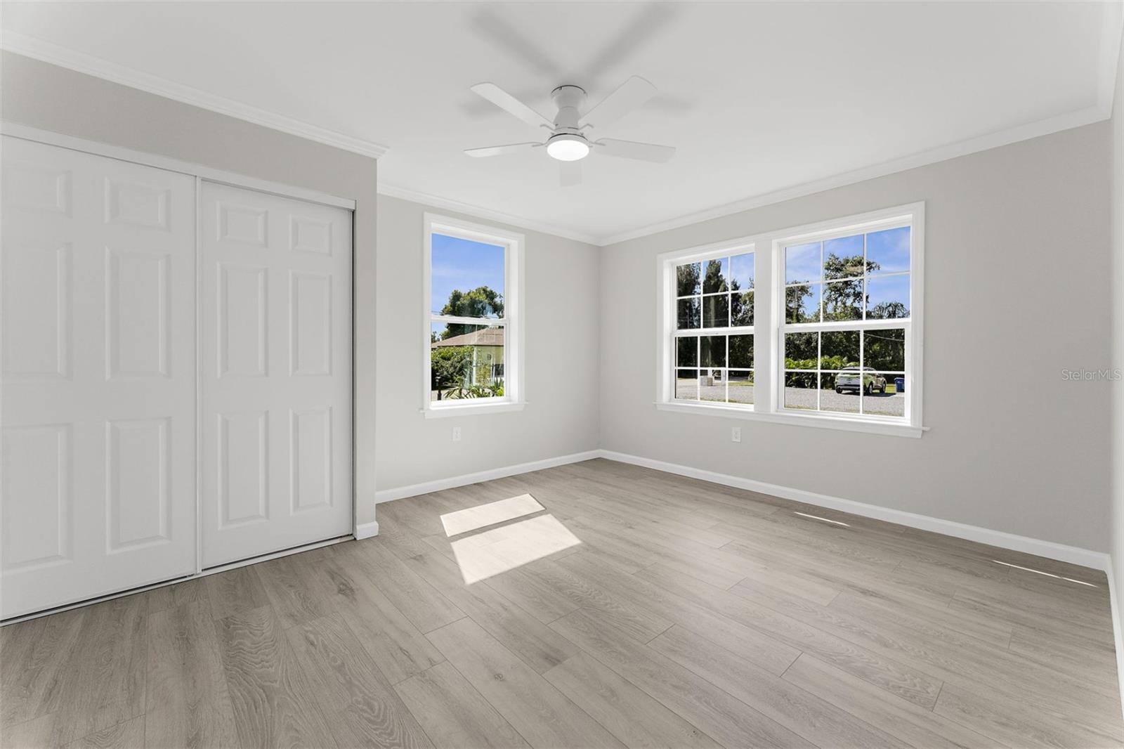 LORRAINE PARK - Residential