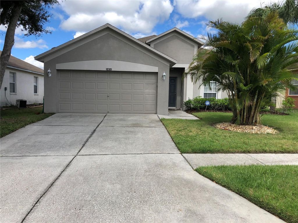 Photo of 10301 Goldenbrook Way, Tampa, FL 33647 (MLS # TB8331541)