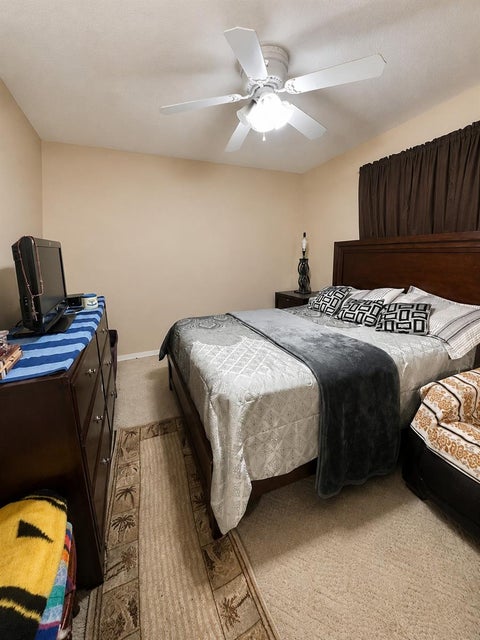 Tiny photo for 52 Redwood Trace, Ocala, FL 34472 (MLS # A4696925)