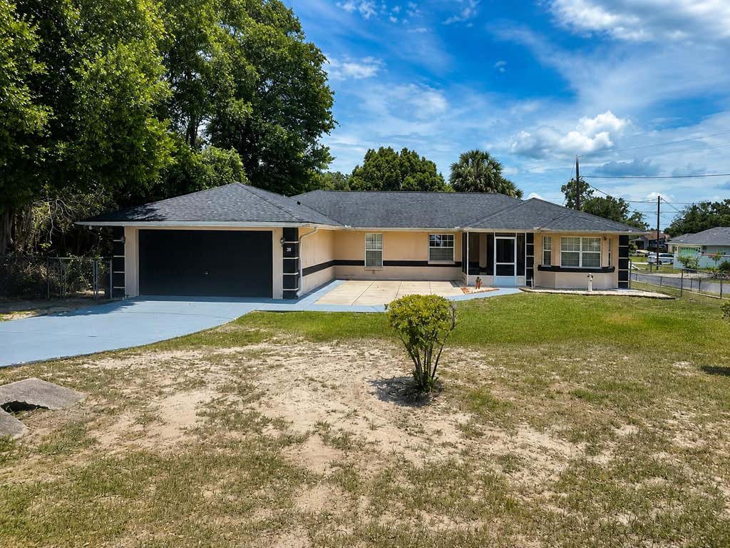 Photo of 52 Redwood Trace, Ocala, FL 34472 (MLS # A4696925)