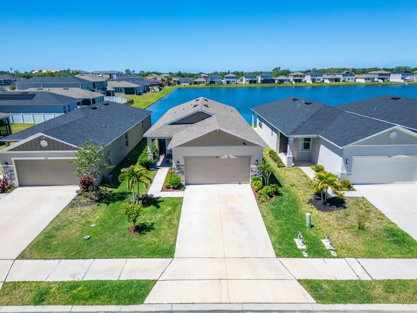 HERON BAY - Residential