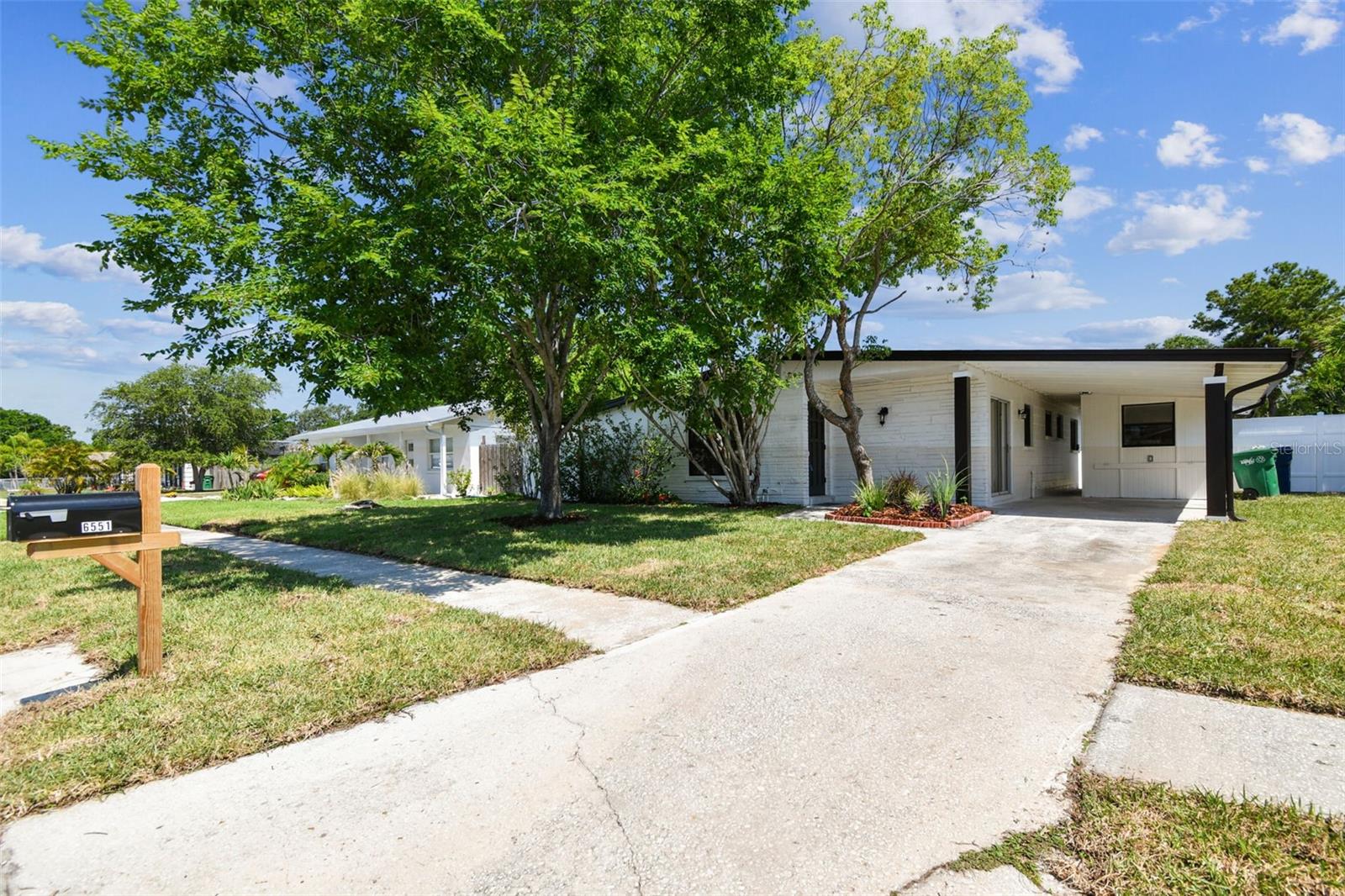 6551 S WEST SHORE CIRCLE