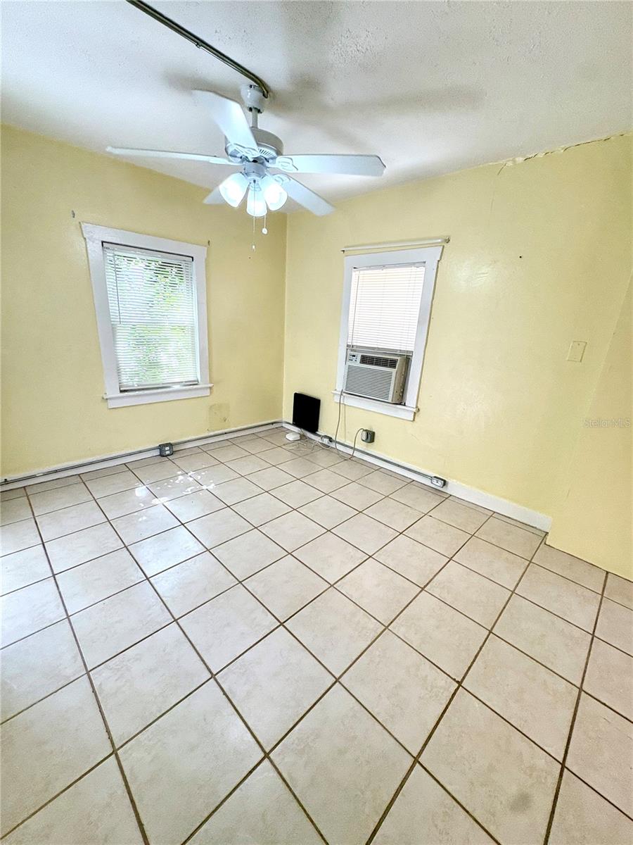 ROSE SUB - Residential Lease