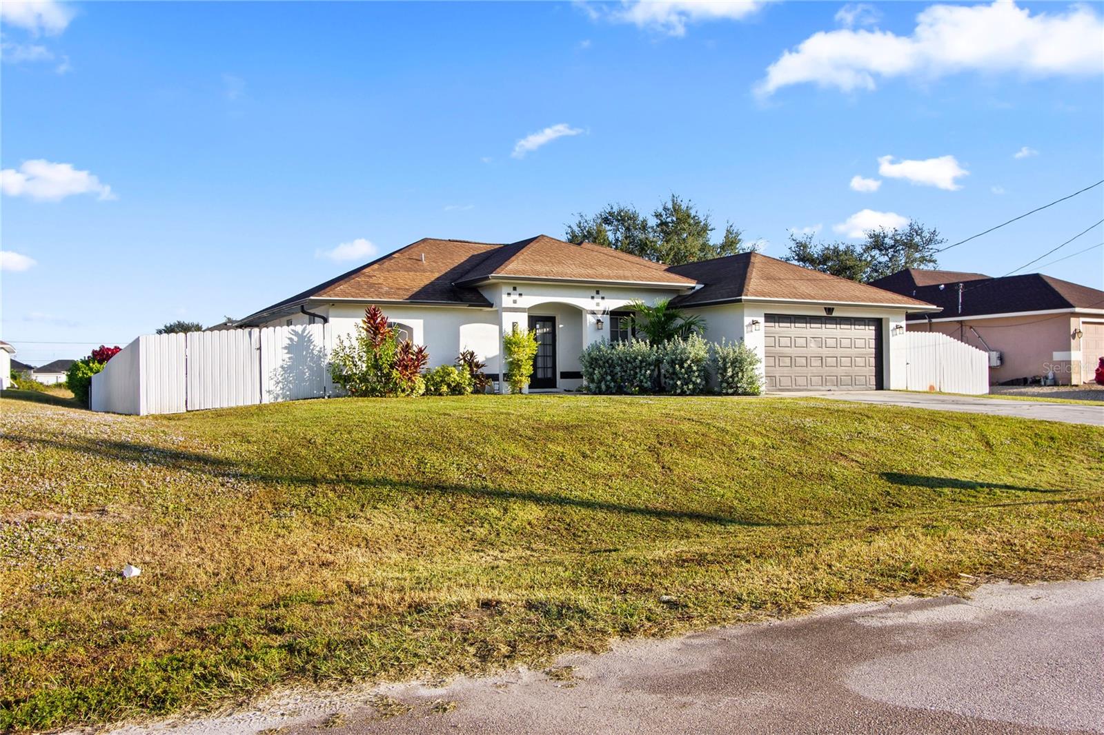 LEHIGH ACRES - Residential