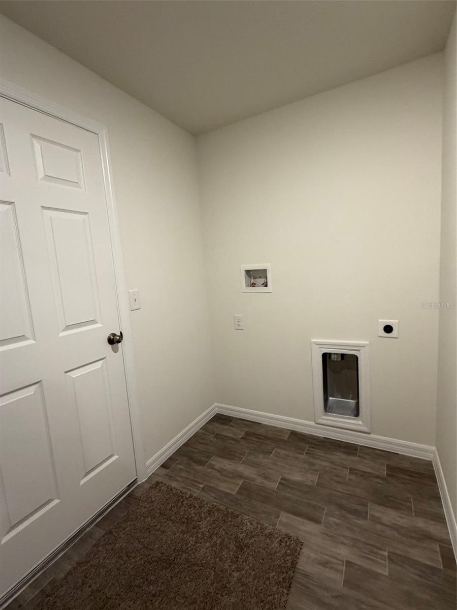 904 HUDSON VALLEY DRIVE