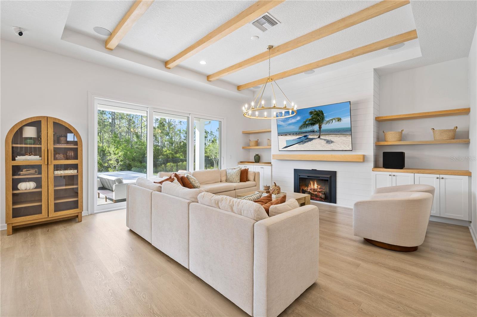 WESLYN PARK - Residential