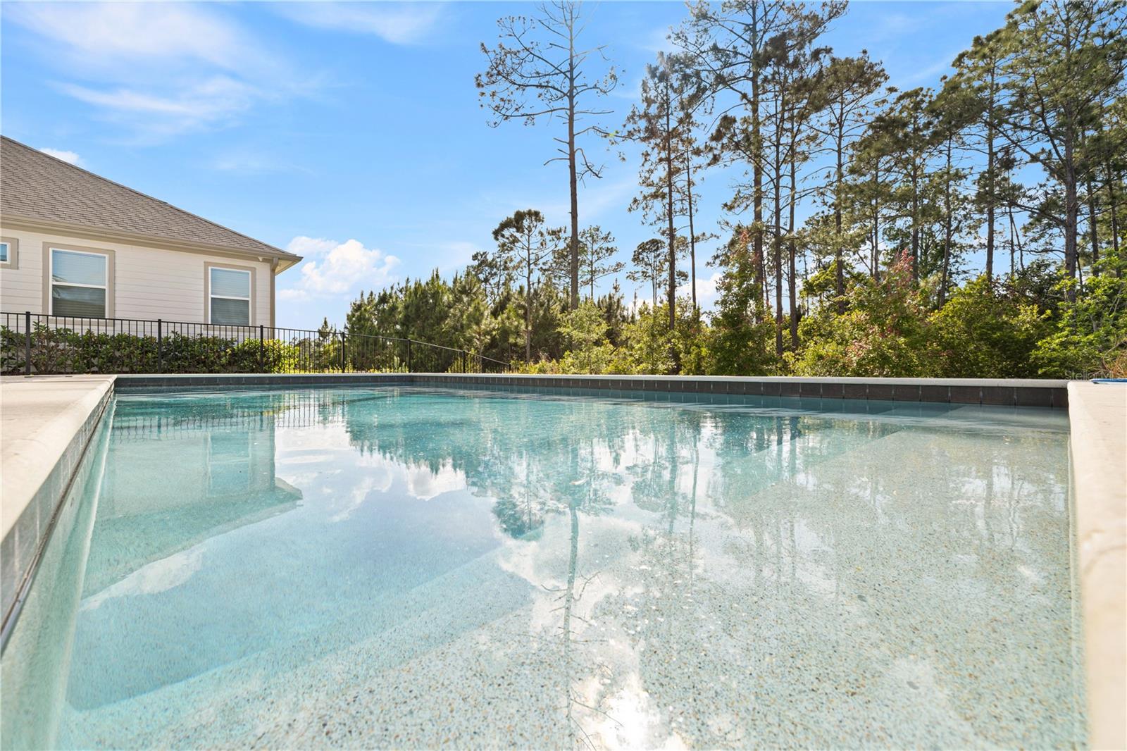 WESLYN PARK - Residential