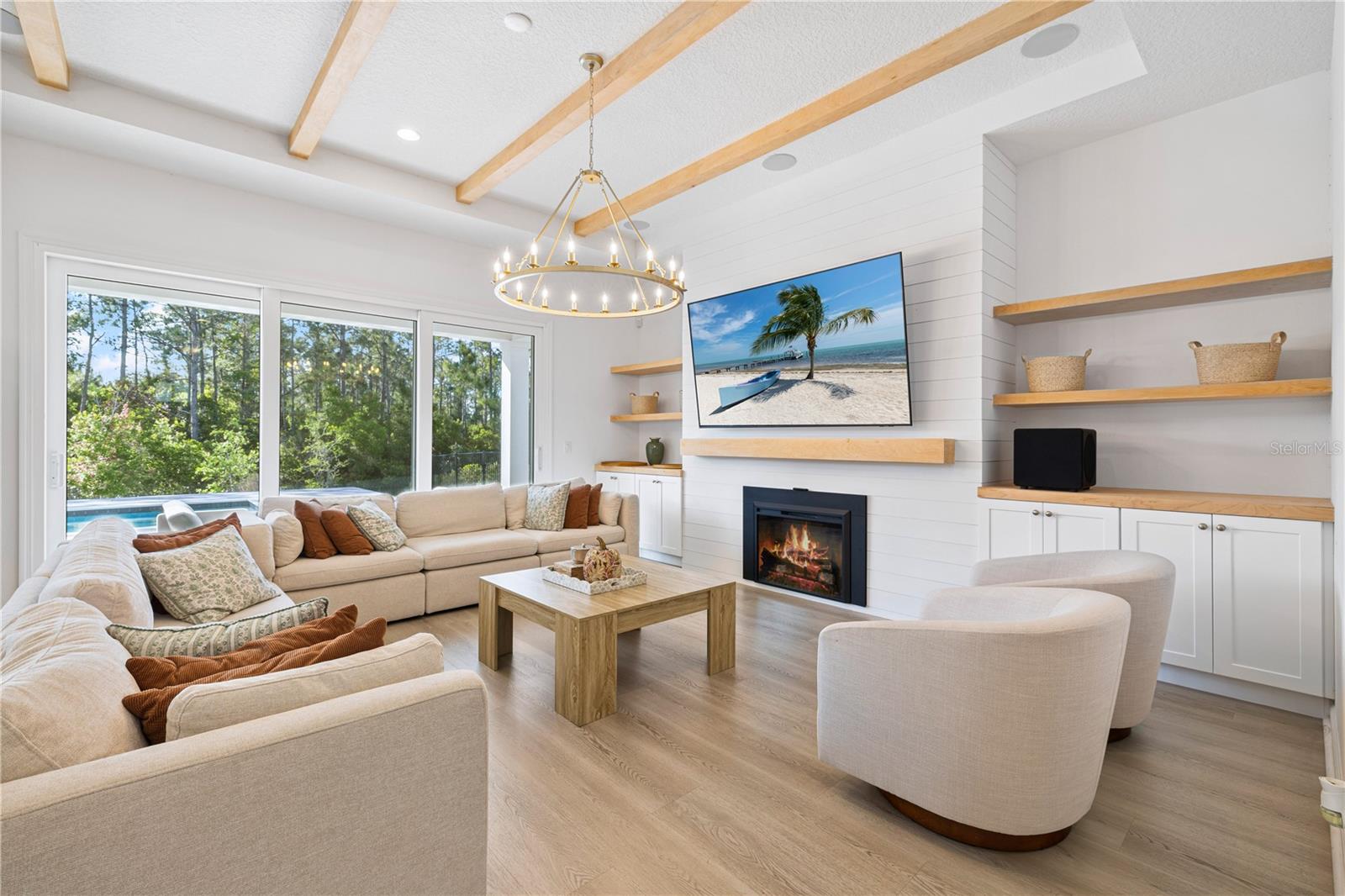 WESLYN PARK - Residential