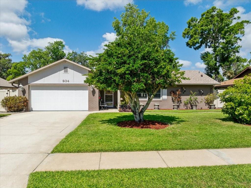 934 TALL PINE DRIVE