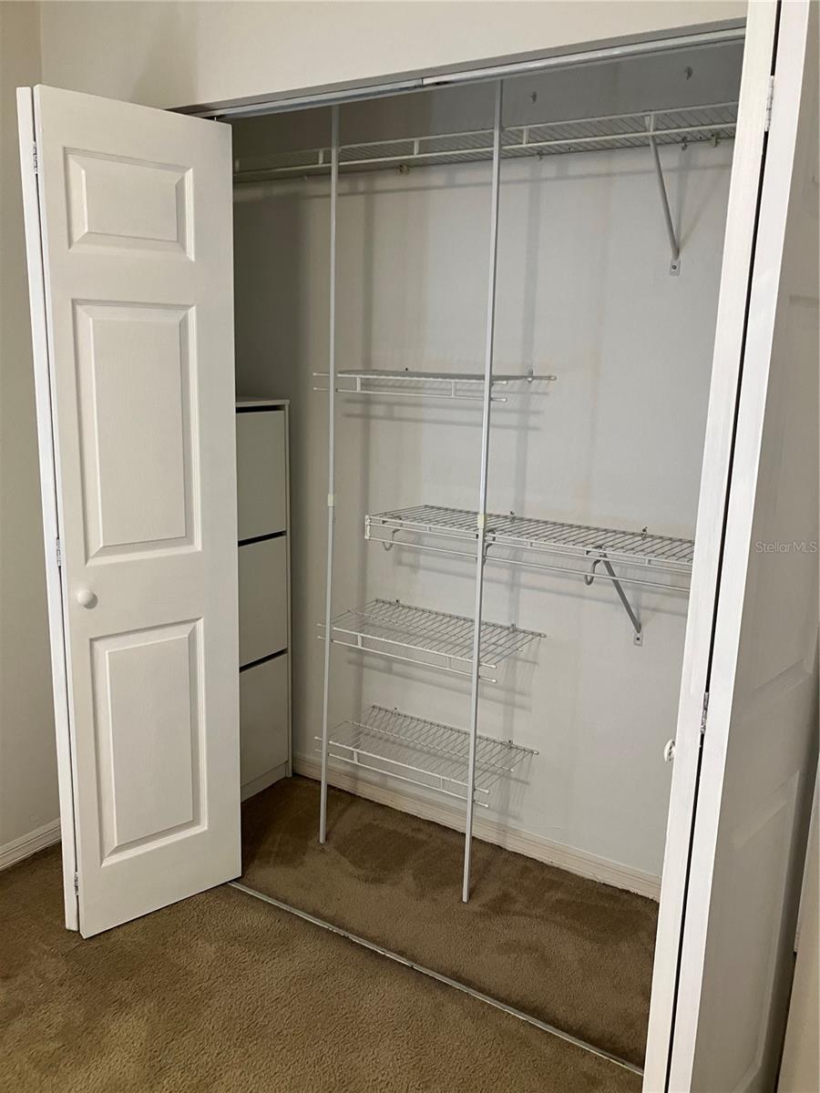 GREEN LEAF - Residential Lease