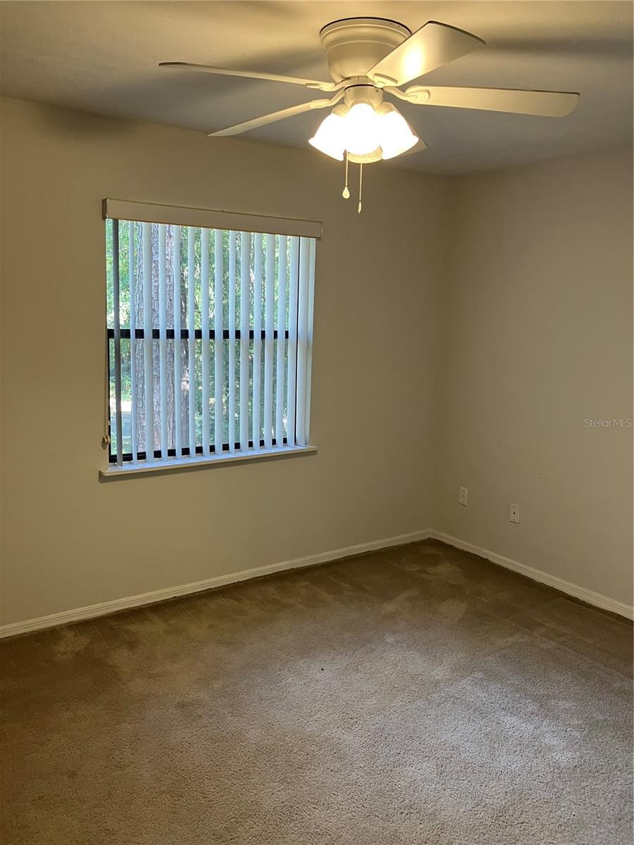 GREEN LEAF - Residential Lease