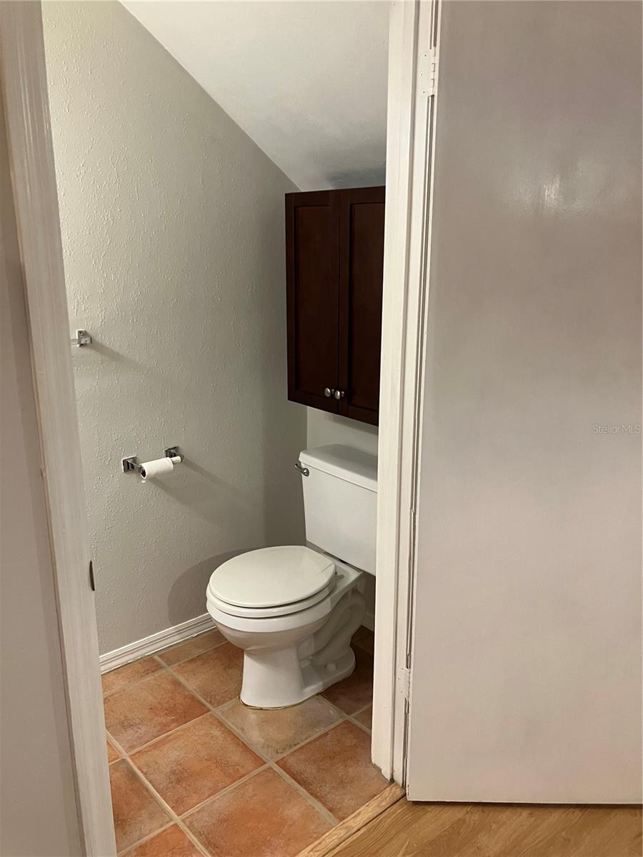 GREEN LEAF - Residential Lease