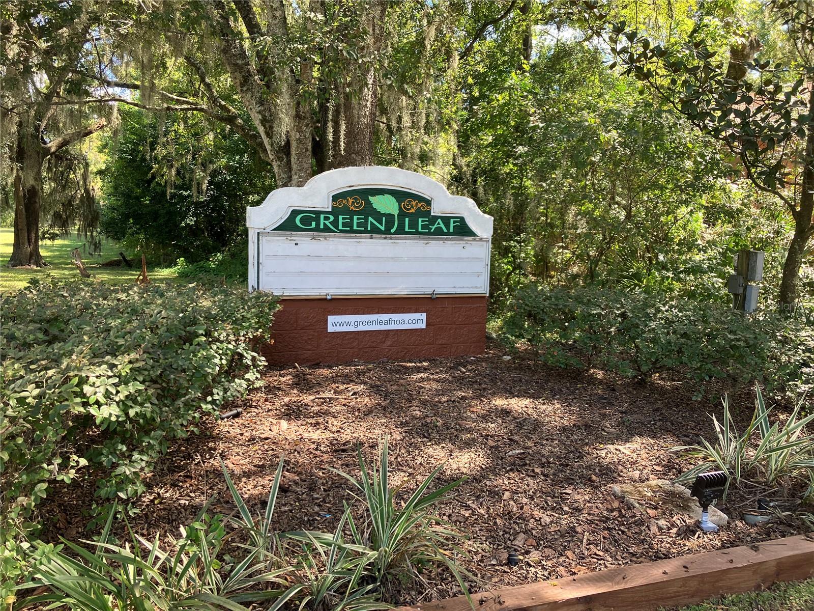 GREEN LEAF - Residential Lease