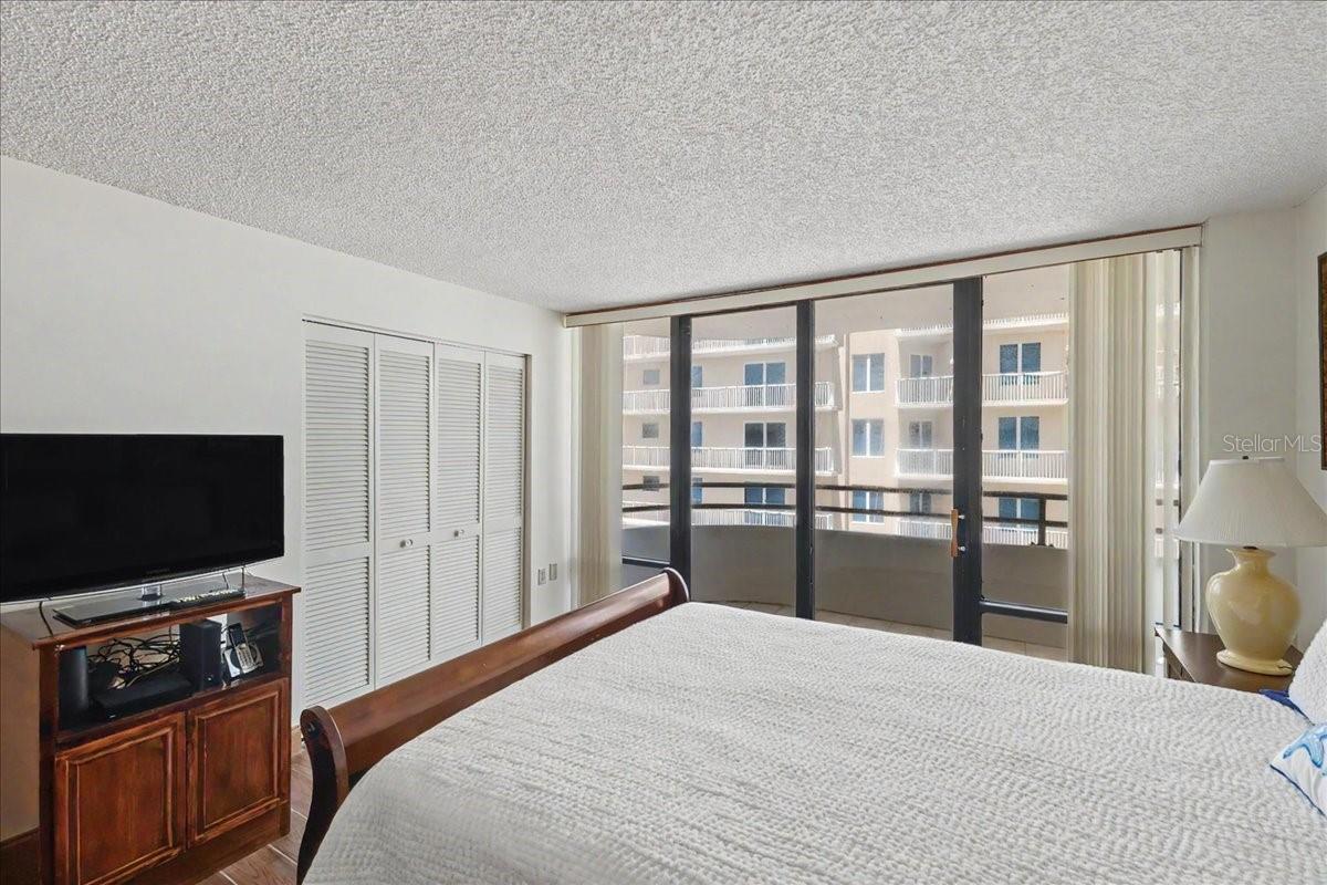 ROYAL ATLANTIC CONDO - Residential