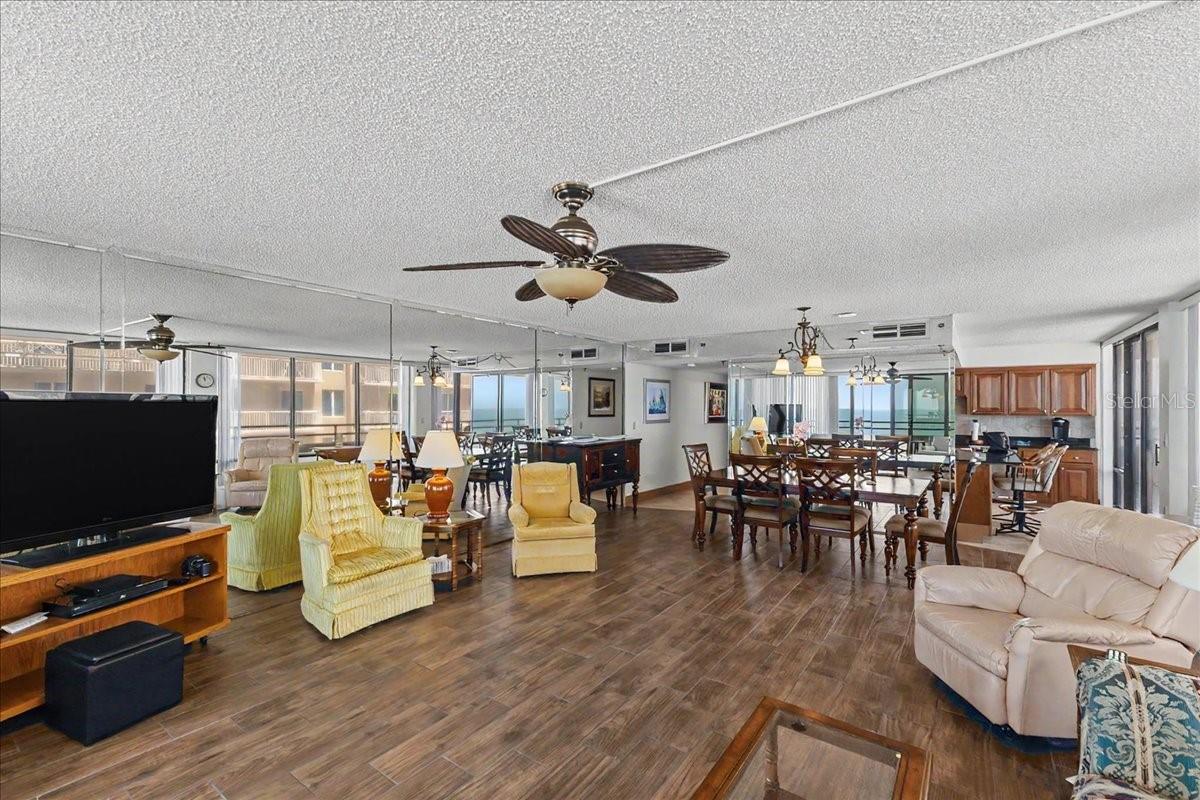 ROYAL ATLANTIC CONDO - Residential