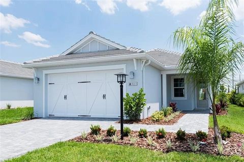 Photo of 8113 Sternway Road, Sarasota, FL 34240 (MLS # A4690848)