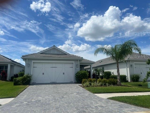 LAKEHOUSE COVE/WATERSIDE PH 5 - Residential