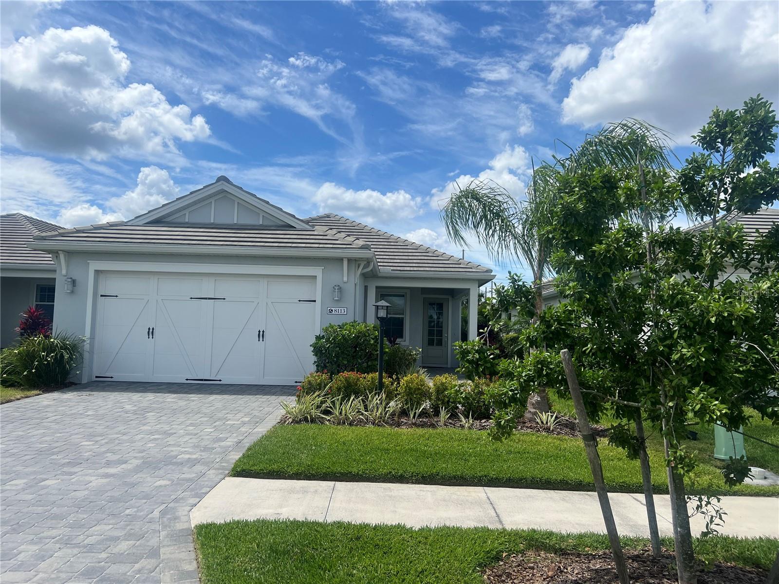 LAKEHOUSE COVE/WATERSIDE PH 5 - Residential