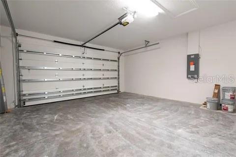 LAKEHOUSE COVE/WATERSIDE PH 5 - Residential