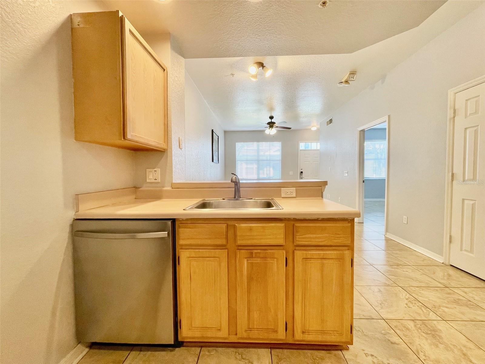 VENETIAN BAY VILLAGE CONDO PH 1 - Residential