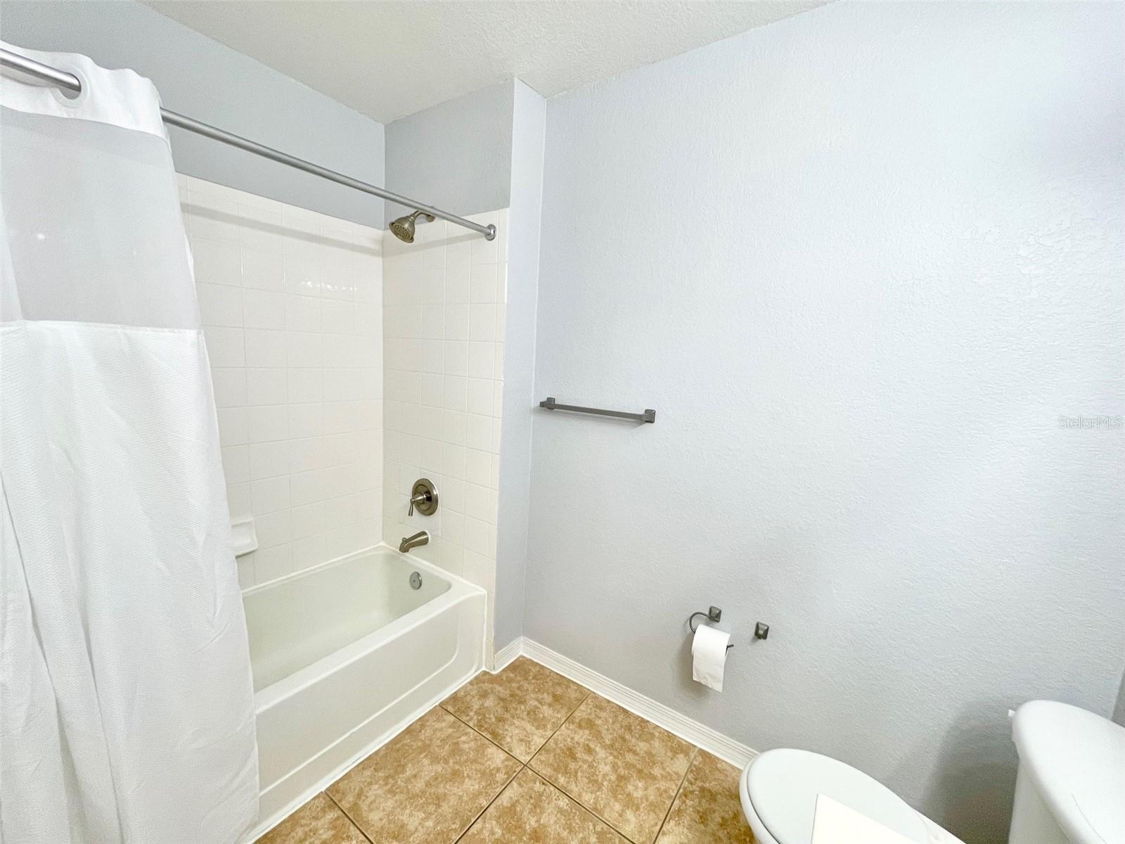VENETIAN BAY VILLAGE CONDO PH 1 - Residential
