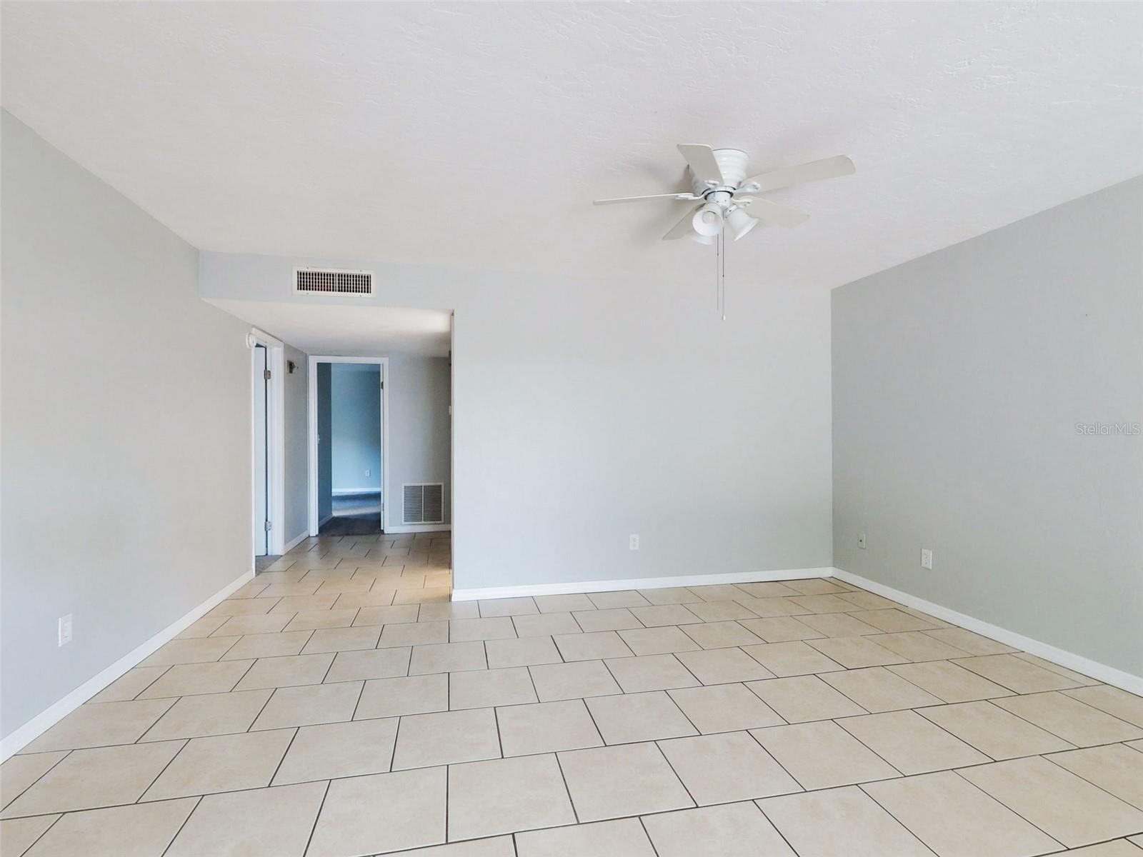 GAS LIGHT SQUARE - Residential
