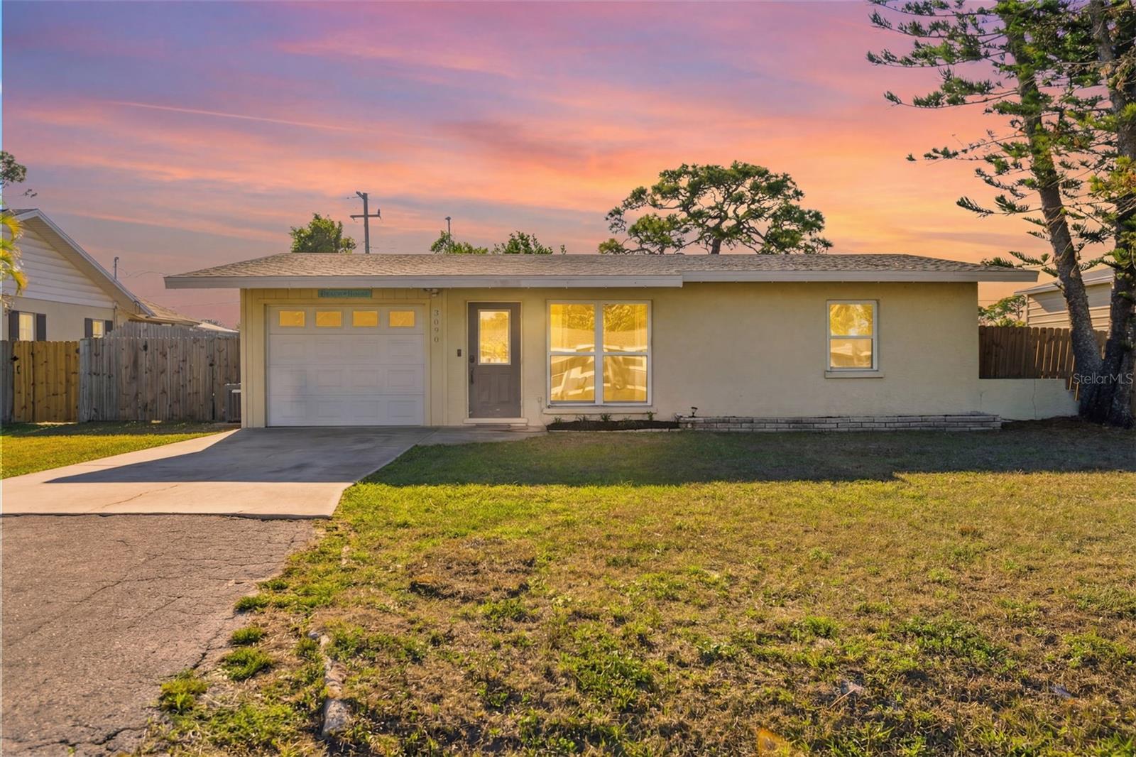 SUNSET BEACH - Residential