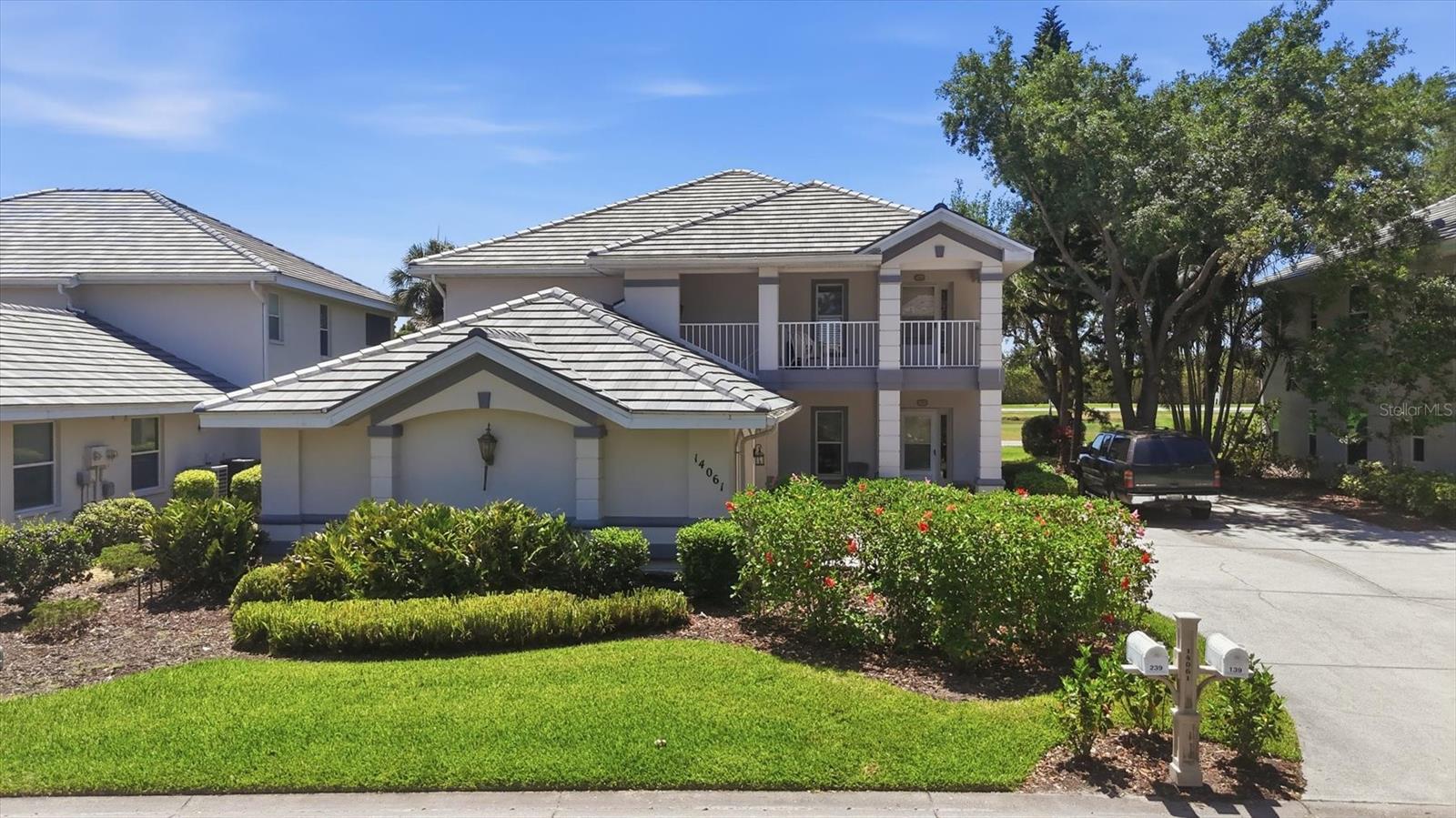 RIVERWOOD - Residential