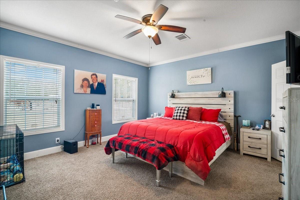 MINI FARM COUNTRY ESTATES - Residential