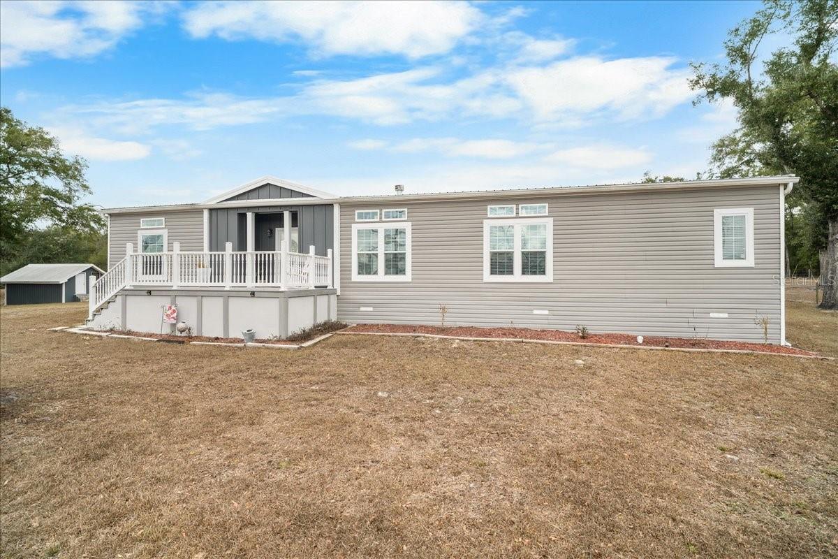 MINI FARM COUNTRY ESTATES - Residential