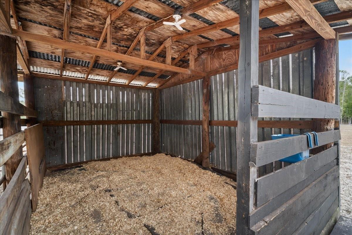 MINI FARM COUNTRY ESTATES - Residential