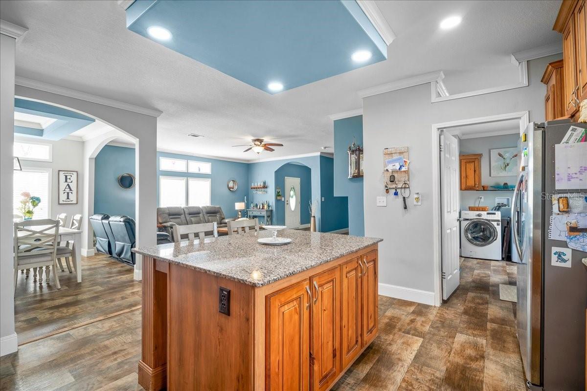 MINI FARM COUNTRY ESTATES - Residential