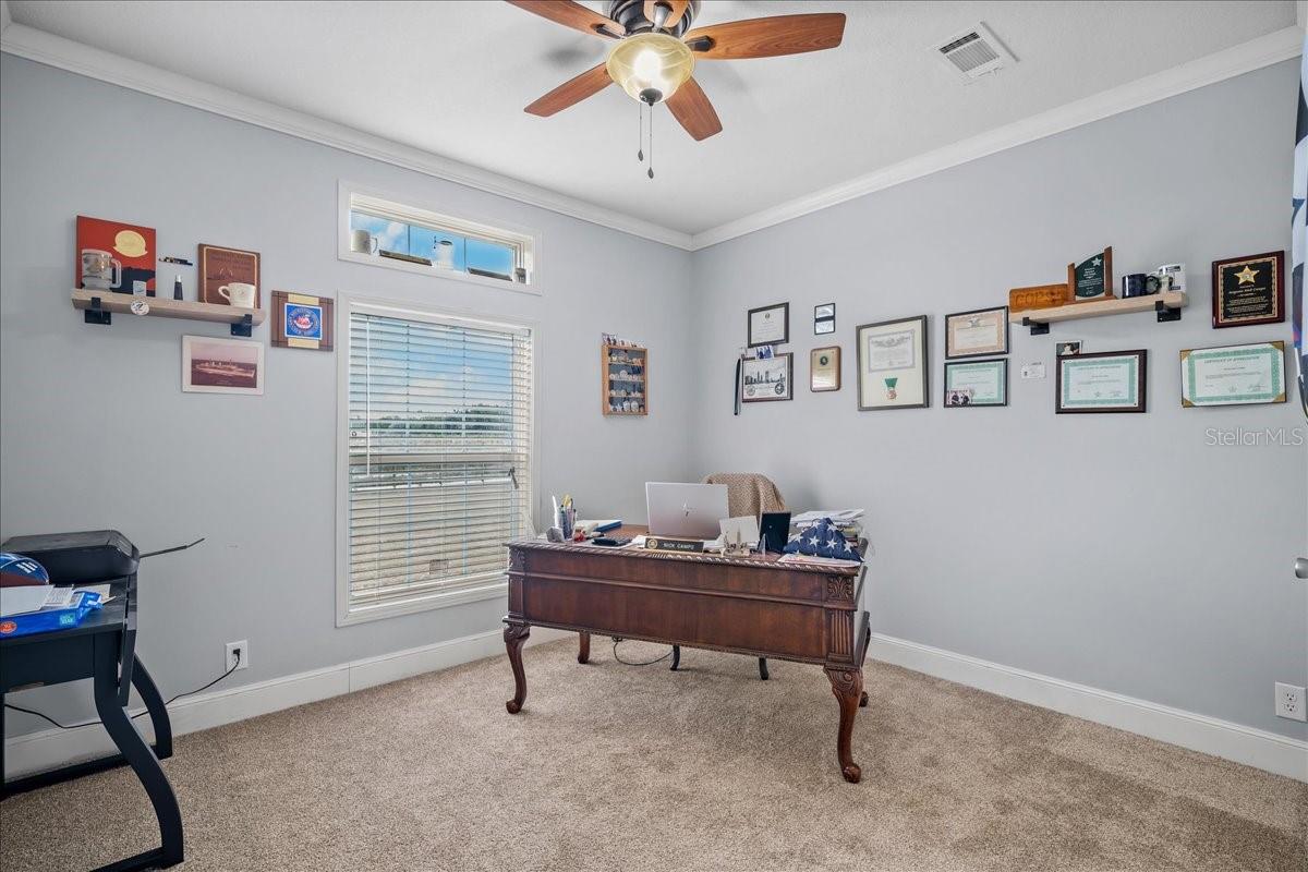 MINI FARM COUNTRY ESTATES - Residential