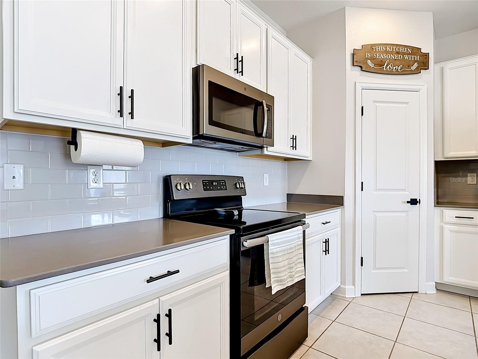 NORTHRIDGE ESTATES - Residential