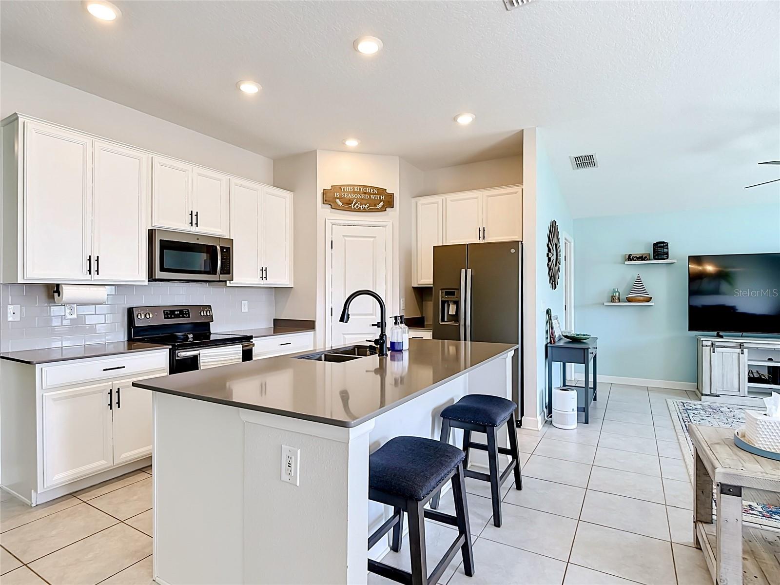 NORTHRIDGE ESTATES - Residential